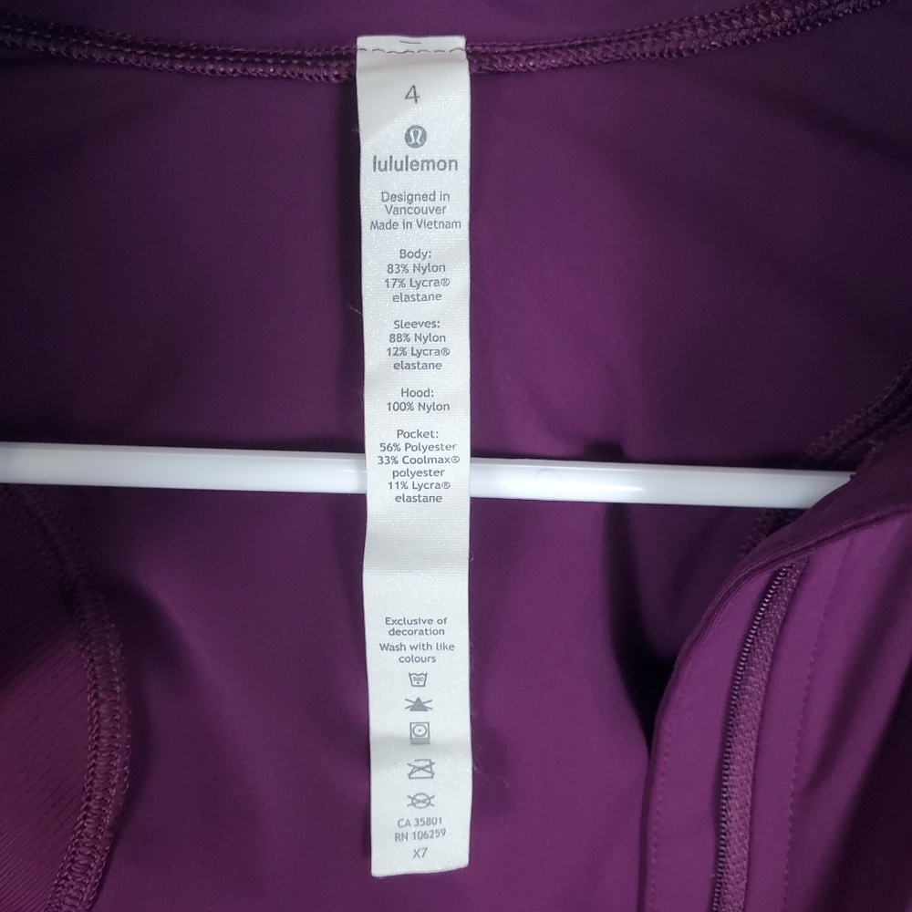 Lululemon Far and Free Jacket Marvel Size 4 - Picture 10 of 16